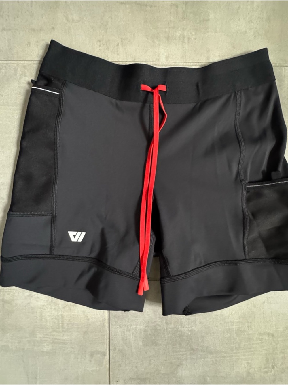WOLACO Distance Half Tight Men’s medium’s 6” inseam Black Compression Shorts